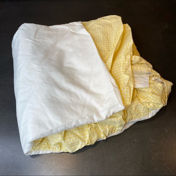 Pottery Barn Kids Yellow & White Neutral Gingham Print Crib Size Bedskirt - Picture 4 of 8